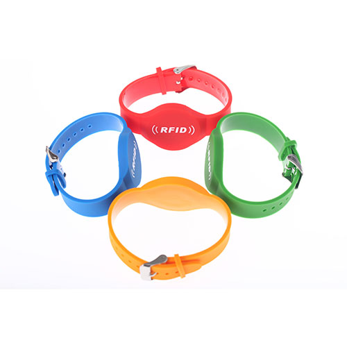 Индивидуальный браслет из мягкого резинового ПВХ <a href=https://rfid-life.com/RFID-Wristband.html target='_blank'>RFID-браслет</a> OEM 3