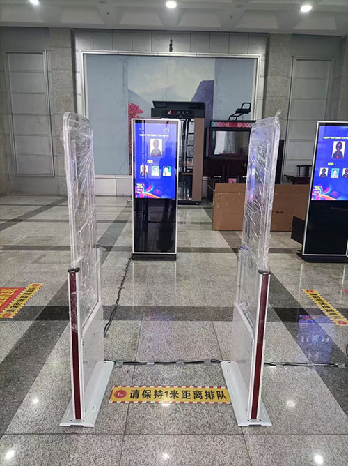 RFID-вход на встречу и посещаемость смарт-ворот 4